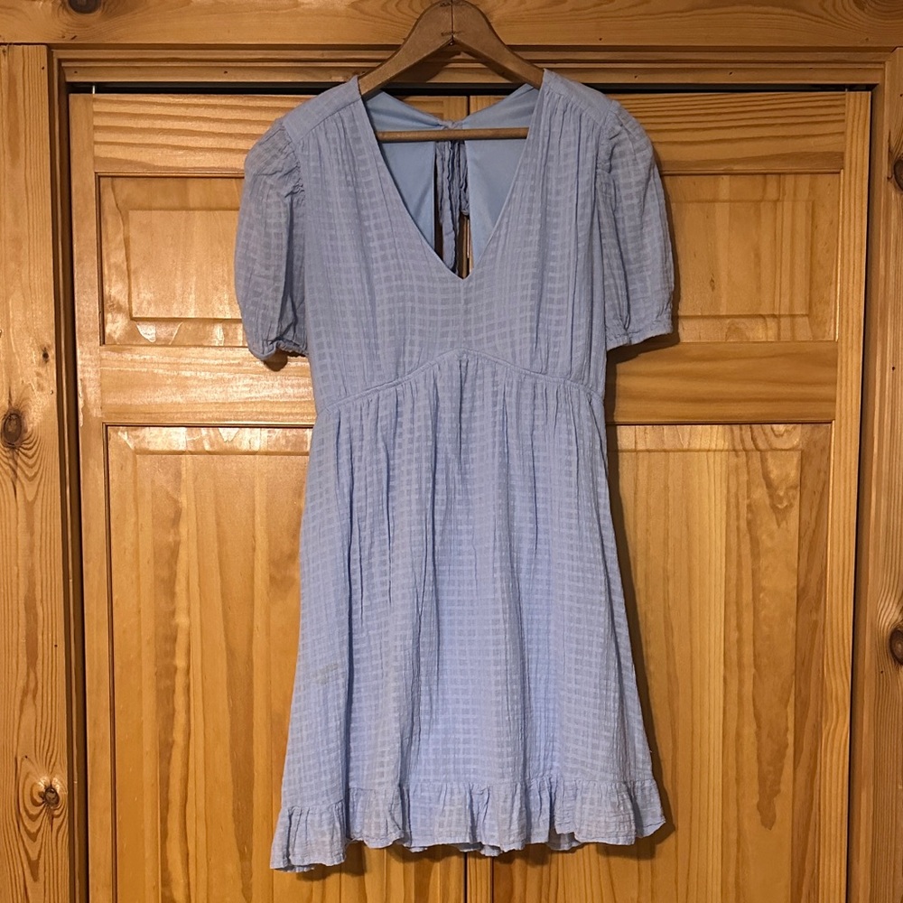 Light Blue Textured V-Neck Short Sleeve Dress